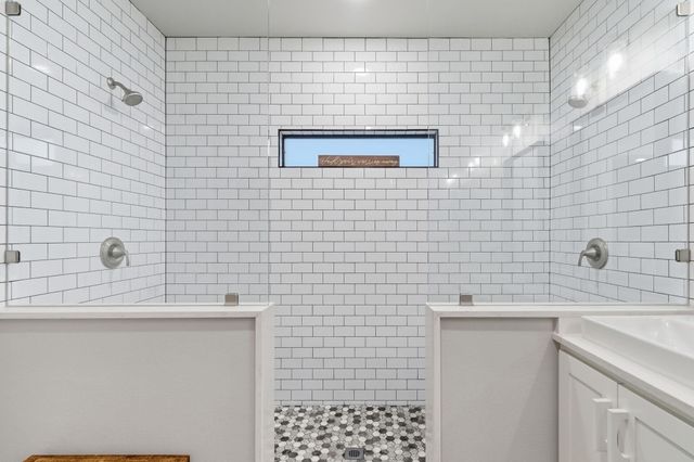 75 County Road 3669 N, Splendora, TX 77372