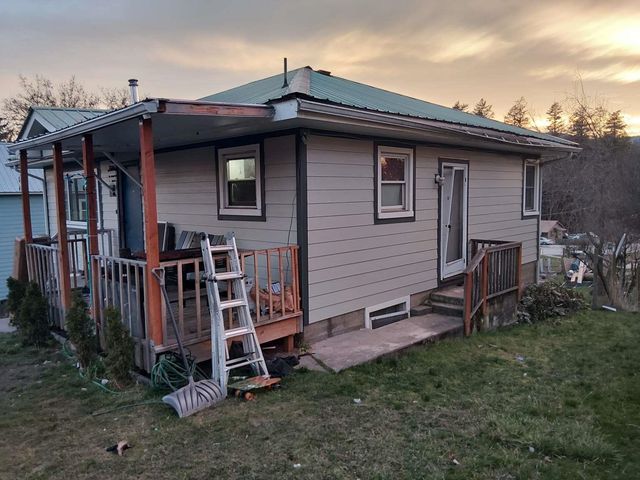 845 N Main St, Colville, WA 99114