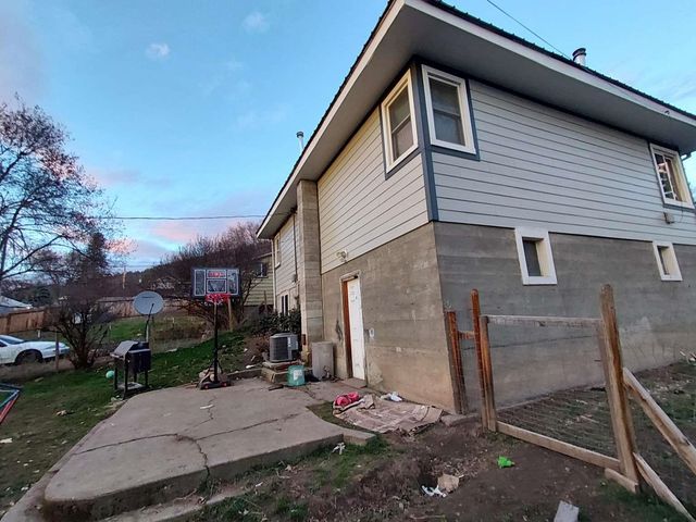 845 N Main St, Colville, WA 99114