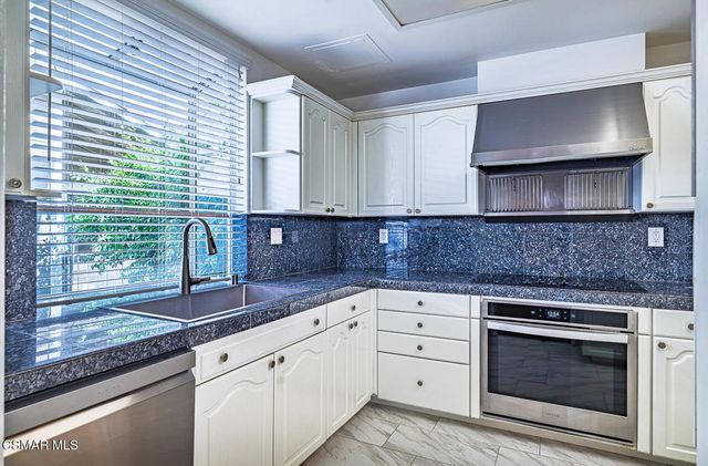 4244 Flintlock Lane, Westlake Village, CA 91361