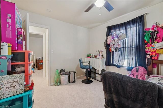 922 Llano Place, Greensboro, NC 27401