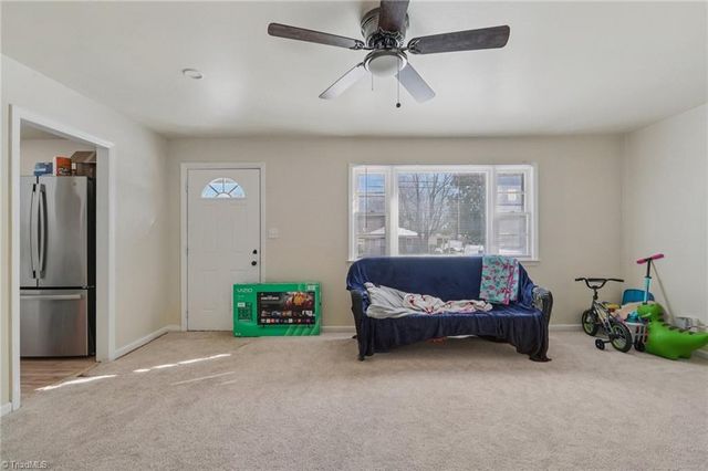 922 Llano Place, Greensboro, NC 27401