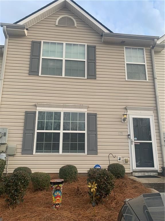 123 Chastain Circle, Newnan, GA 30263