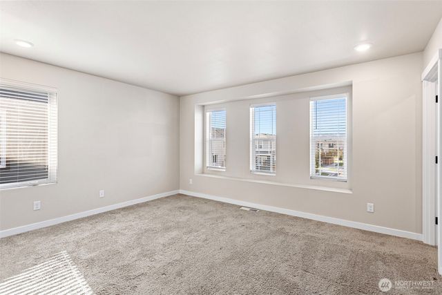 1533 27th Street NW, Puyallup, WA 98371