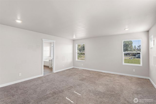 1533 27th Street NW, Puyallup, WA 98371