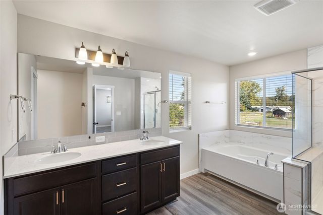 1533 27th Street NW, Puyallup, WA 98371