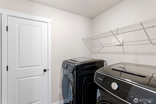 1533 27th Street NW, Puyallup, WA 98371