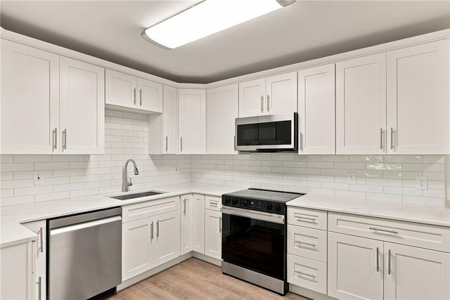 21 Edie Lane, Easton, PA 18045