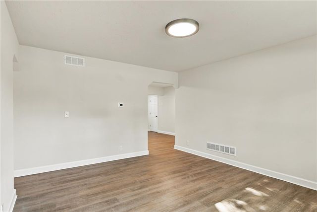 21 Edie Lane, Easton, PA 18045