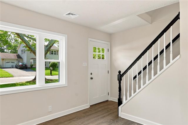 21 Edie Lane, Easton, PA 18045