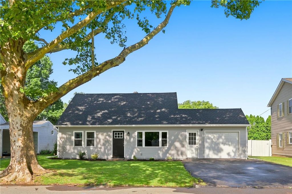 21 Edie Lane, Easton, PA 18045