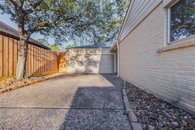 11830 Thoreau Drive, Montgomery, TX 77356