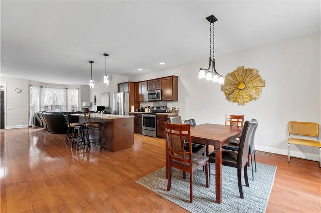 33 North Plymouth Avenue, Rochester, NY 14614