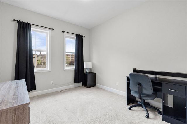 33 North Plymouth Avenue, Rochester, NY 14614