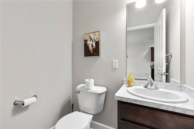 33 North Plymouth Avenue, Rochester, NY 14614