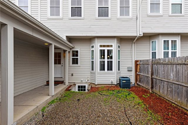 33 North Plymouth Avenue, Rochester, NY 14614