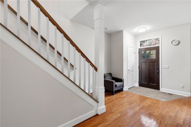 33 North Plymouth Avenue, Rochester, NY 14614
