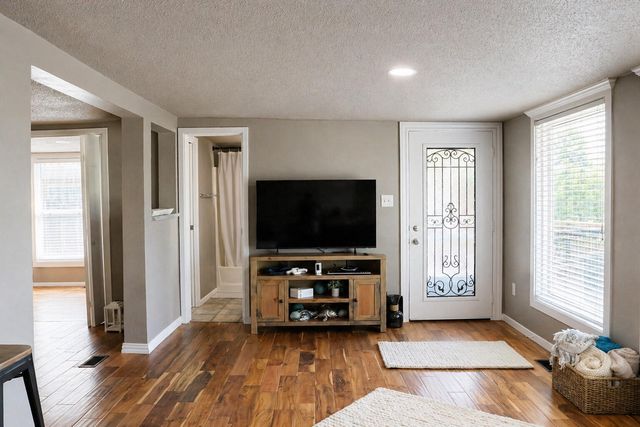 21 Comanche Drive, Lubbock, TX 79404