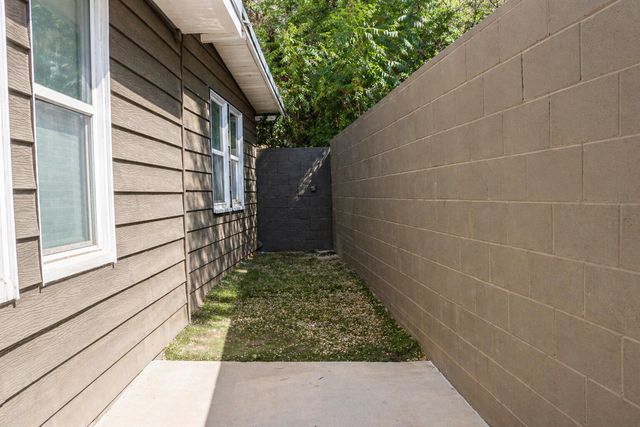 21 Comanche Drive, Lubbock, TX 79404