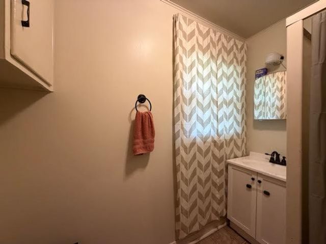 1229 Mountain View RD, Vinton, VA 24179