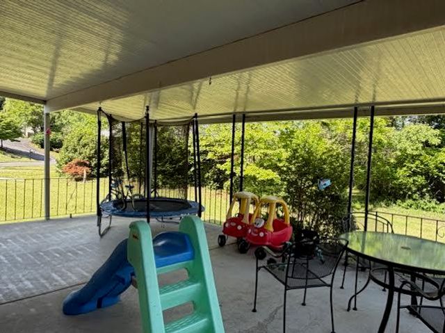 1229 Mountain View RD, Vinton, VA 24179