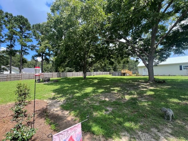 937 S Beverlye Rd, Dothan, AL 36301