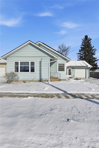 121 Moothart Street, Alburnett, IA 52202