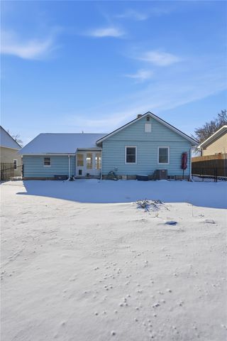 121 Moothart Street, Alburnett, IA 52202