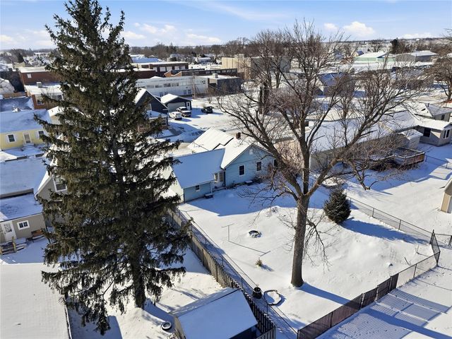 121 Moothart Street, Alburnett, IA 52202
