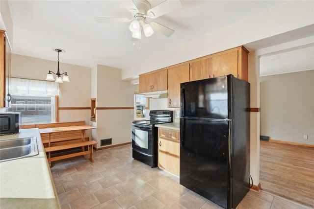 121 Moothart Street, Alburnett, IA 52202
