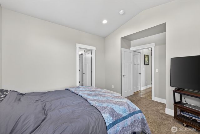 5571 Clearview Drive, Ferndale, WA 98248