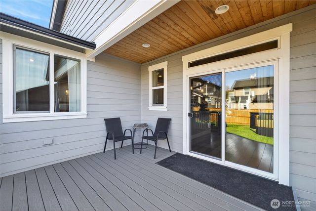 5571 Clearview Drive, Ferndale, WA 98248