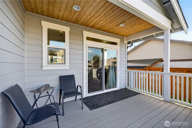 5571 Clearview Drive, Ferndale, WA 98248