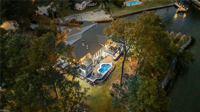 2000 English Cedar CIR, Virginia Beach, VA 23451