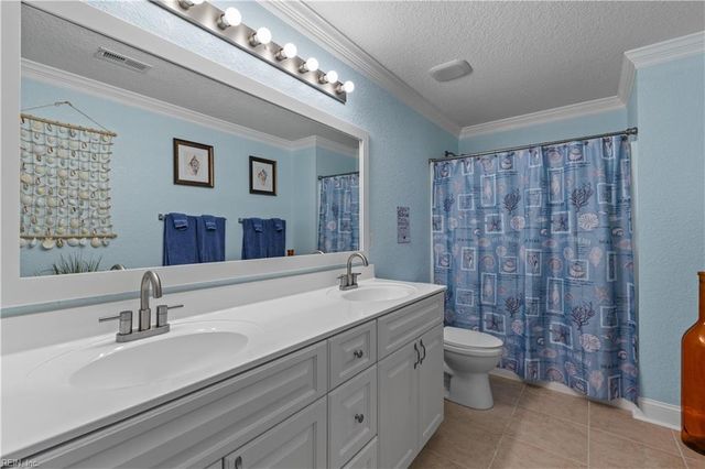 2000 English Cedar CIR, Virginia Beach, VA 23451