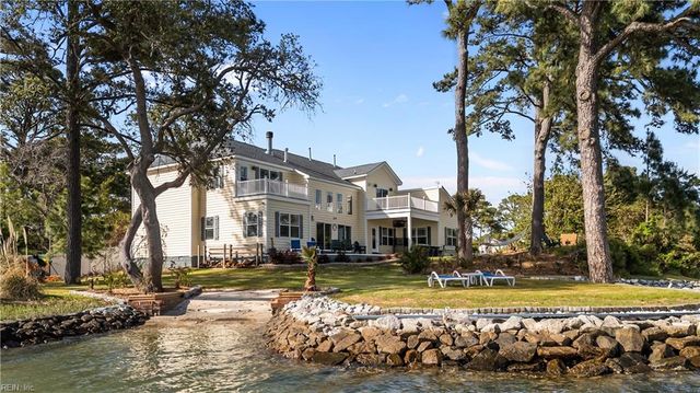 2000 English Cedar CIR, Virginia Beach, VA 23451