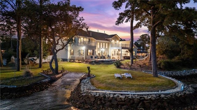 2000 English Cedar CIR, Virginia Beach, VA 23451