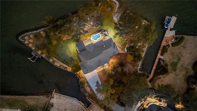 2000 English Cedar CIR, Virginia Beach, VA 23451