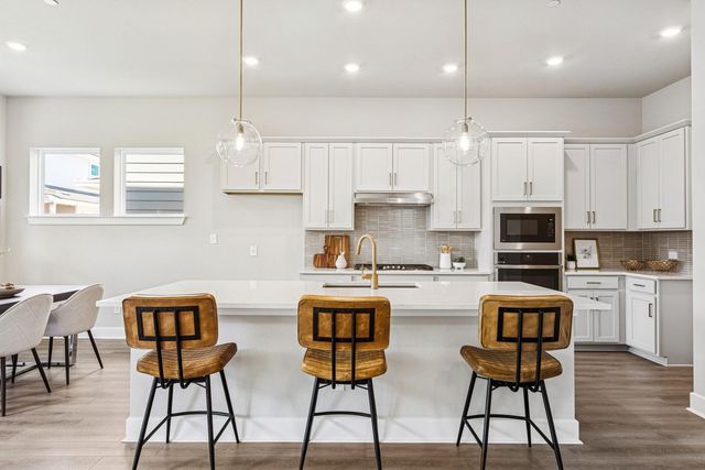 817 Venus CIR, Round Rock, TX 78664