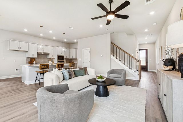 817 Venus CIR, Round Rock, TX 78664