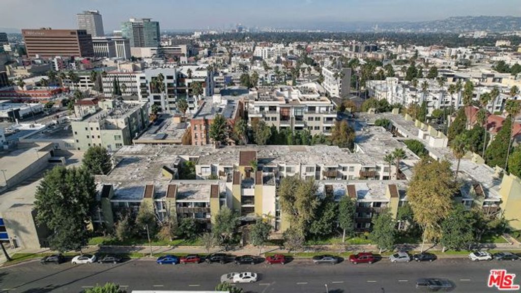 525 S Ardmore Avenue 222, Los Angeles, CA 90020