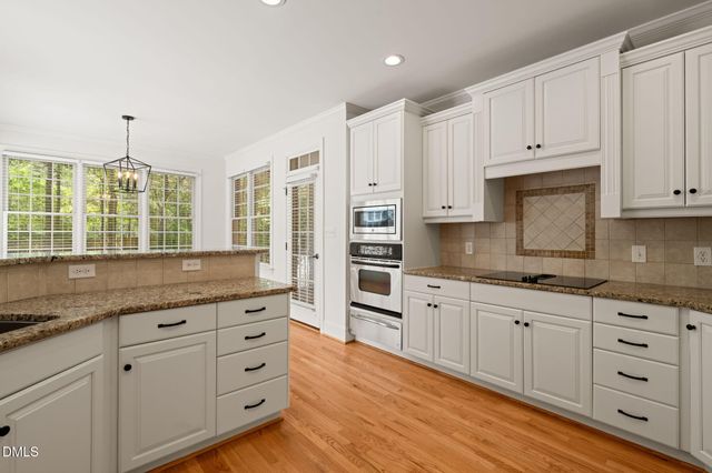 207 Oxfordshire Lane, Chapel Hill, NC 27517