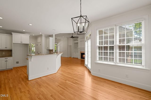 207 Oxfordshire Lane, Chapel Hill, NC 27517