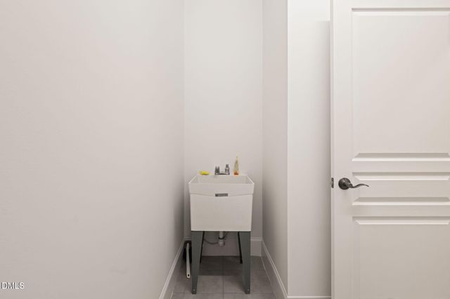 207 Oxfordshire Lane, Chapel Hill, NC 27517