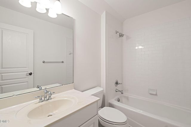 207 Oxfordshire Lane, Chapel Hill, NC 27517