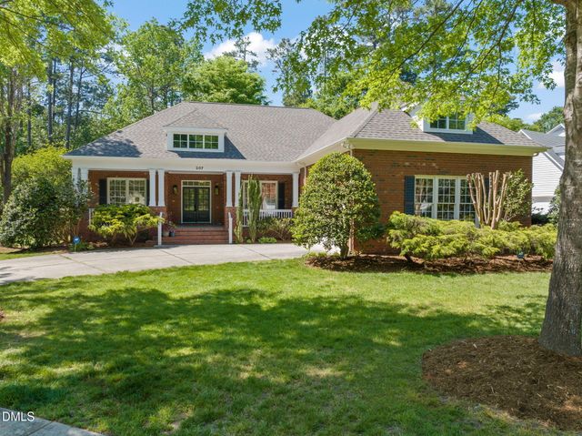 207 Oxfordshire Lane, Chapel Hill, NC 27517