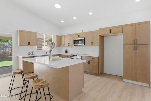 17406 N 22ND Street, Phoenix, AZ 85022