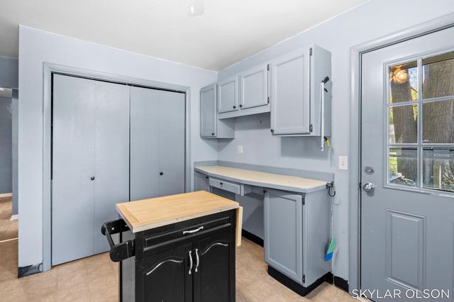 1081 Vick Road, Norton Shores City, MI 49441
