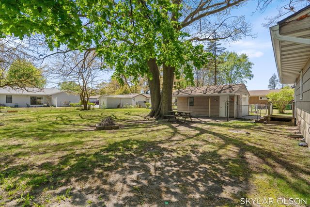 1081 Vick Road, Norton Shores City, MI 49441