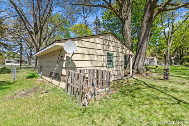 1081 Vick Road, Norton Shores City, MI 49441